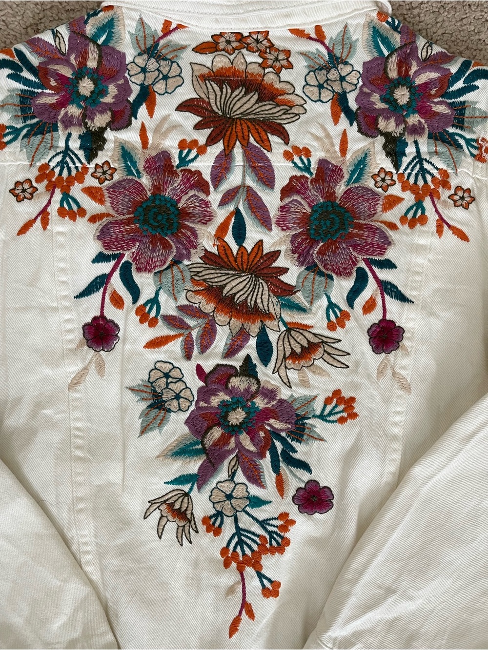 Johnny Was Nena Denim Jacket Ivory Floral Embroidered Size Medium NWT MSRP $290 - Picture 4 of 7